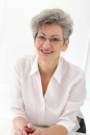 Latest Hairstyles for Older Women (2)